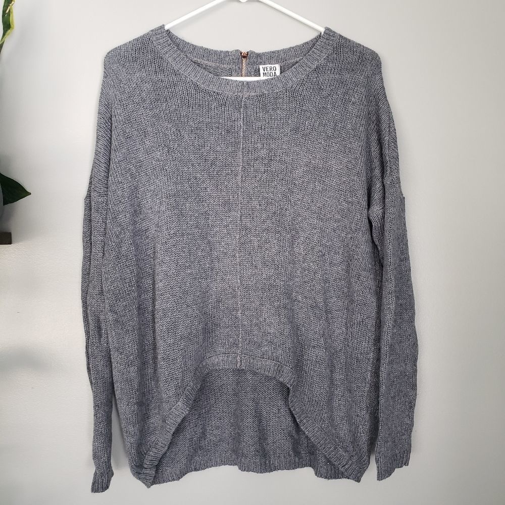 3 For $25 Vero Moda Grey low high zip sweater Small